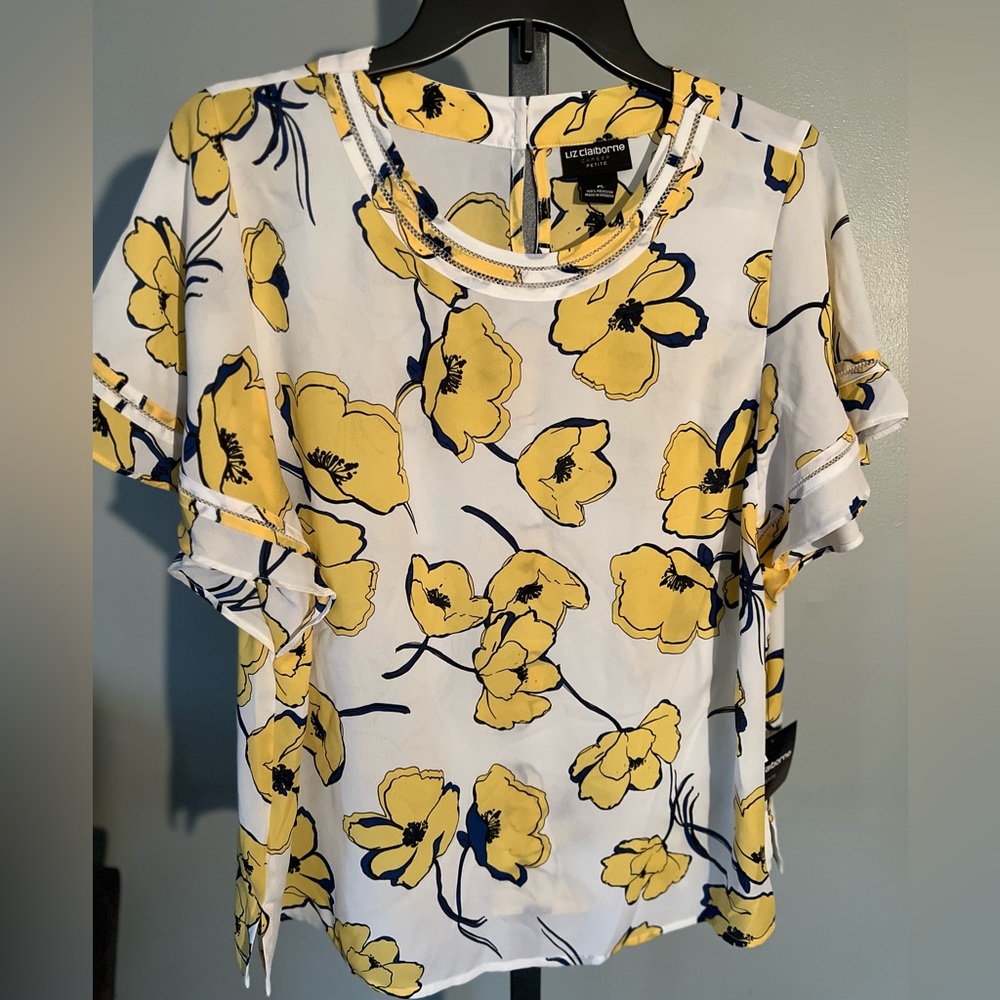NWT Liz Claiborne PL blouse